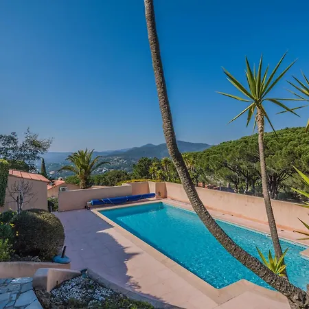 Bellevue Maxime Un Ecrin De Verdure Au Coeur Du Semaphore Piscine Xxl 생트막시메