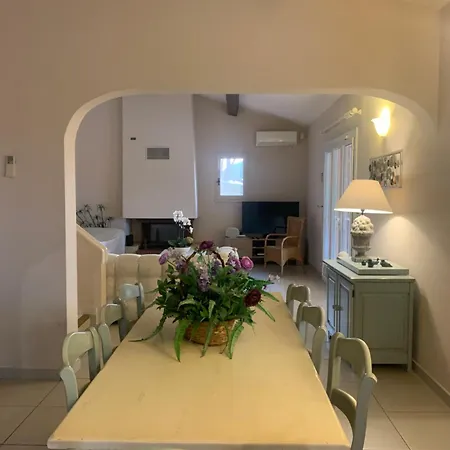 Bellevue Maxime Un Ecrin De Verdure Au Coeur Du Semaphore Piscine Xxl Дом отдыха *