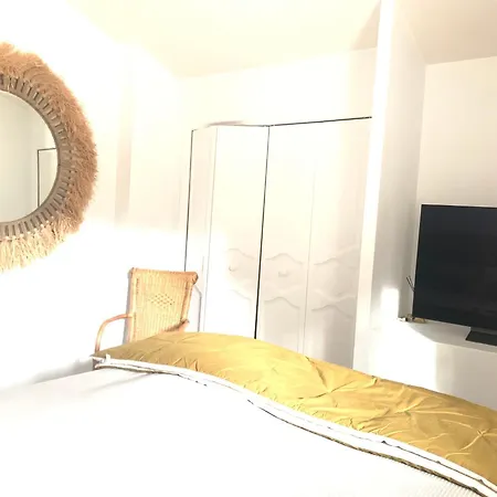 度假居 Bellevue Maxime Un Ecrin De Verdure Au Coeur Du Semaphore Piscine Xxl 圣马克西姆