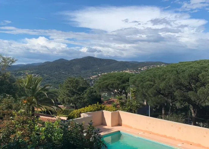 Bellevue Maxime Un Ecrin De Verdure Au Coeur Du Semaphore Piscine Xxl بيت للعطل *